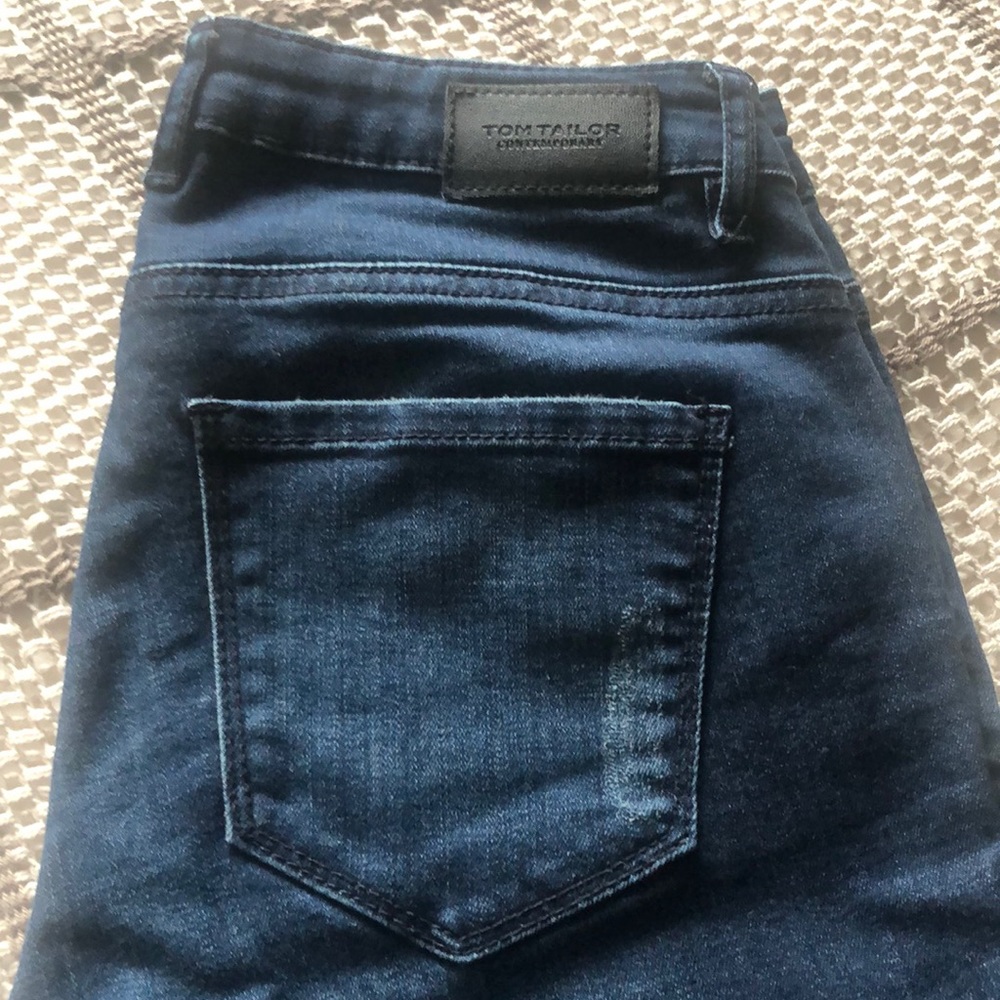 Contemporary jeans.